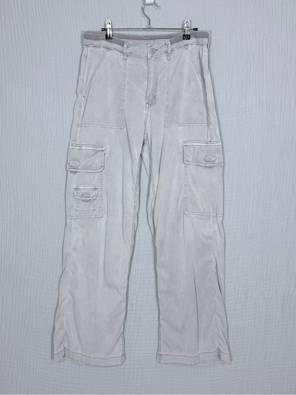 American Eagle Stretch Lyocell Cargo Pants Light Gray Size 6 - Picture 2 of 6
